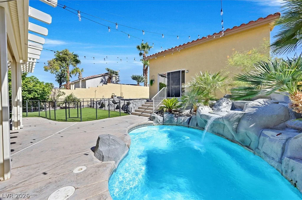 1443 Graystone Canyon, Las Vegas, NV 89183