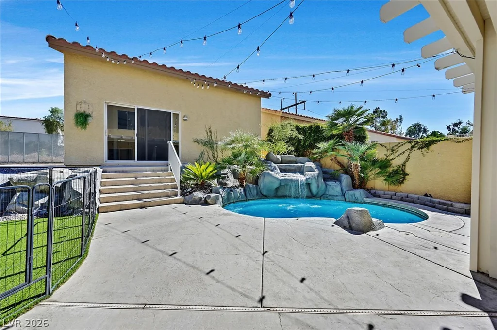 1443 Graystone Canyon, Las Vegas, NV 89183