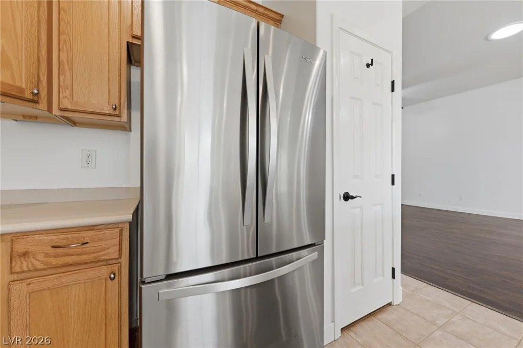 9020 Saw Horse, Las Vegas, NV 89143