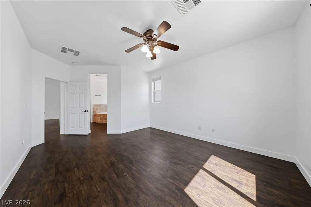 9020 Saw Horse, Las Vegas, NV 89143