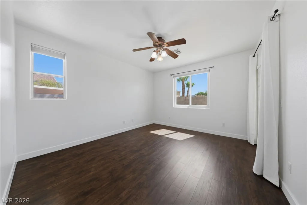 9020 Saw Horse, Las Vegas, NV 89143