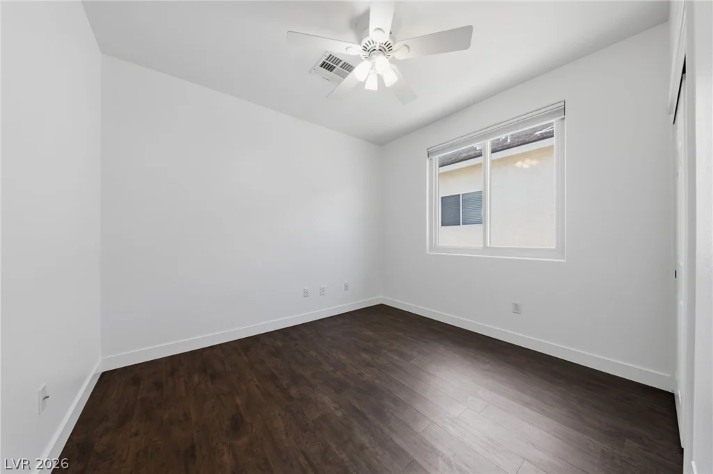 9020 Saw Horse, Las Vegas, NV 89143
