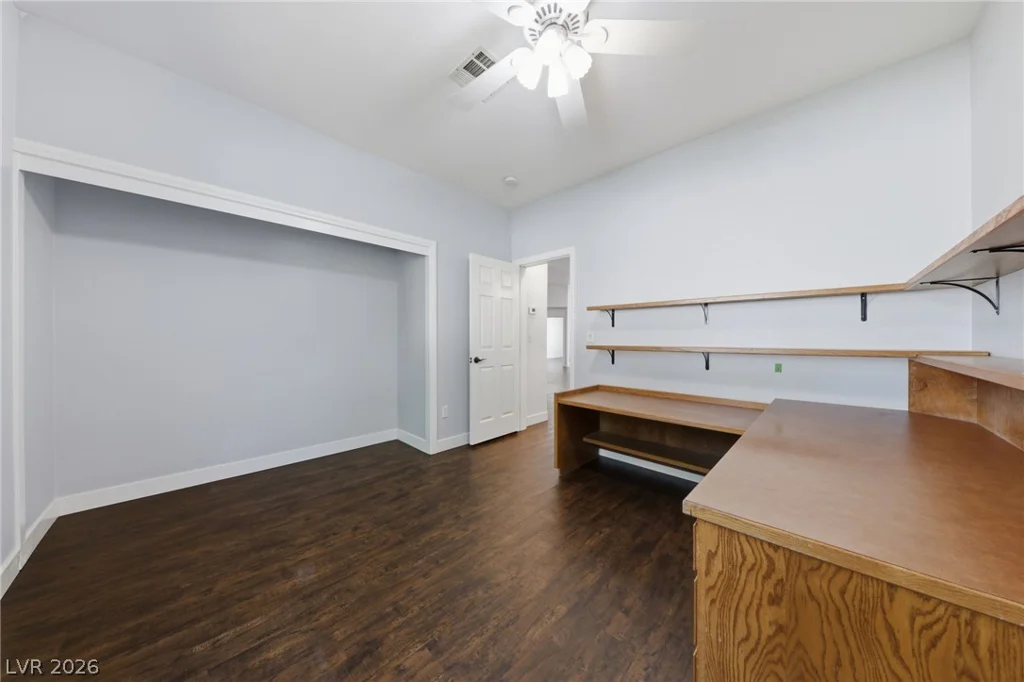 9020 Saw Horse, Las Vegas, NV 89143