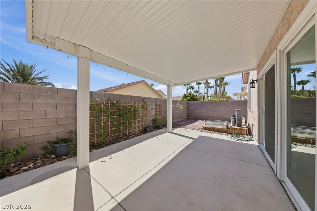 9020 Saw Horse, Las Vegas, NV 89143