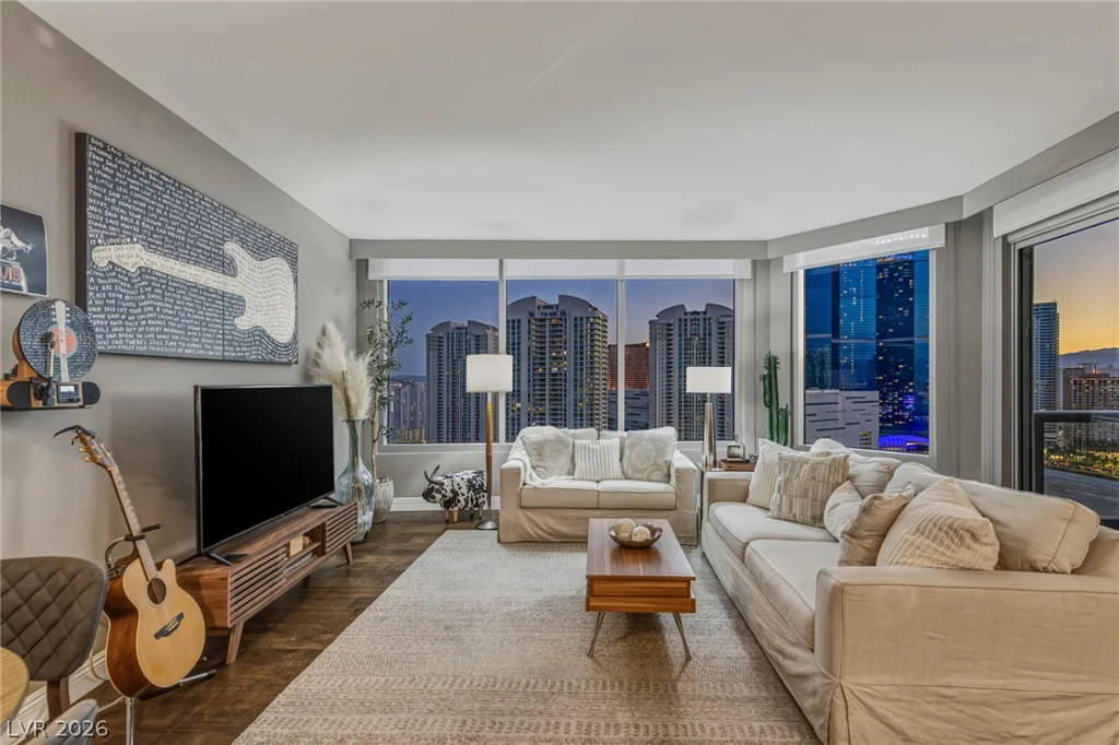 222 Karen, Las Vegas, NV 89109