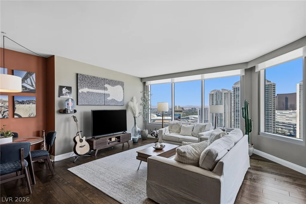 222 Karen, Las Vegas, NV 89109