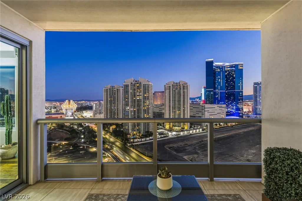 222 Karen, Las Vegas, NV 89109