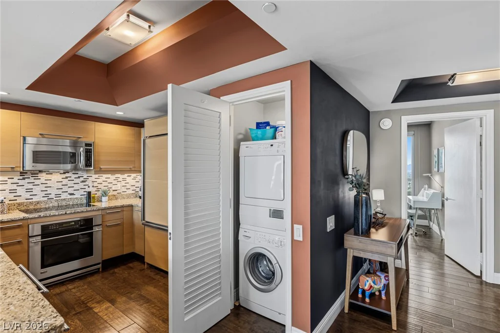 222 Karen, Las Vegas, NV 89109