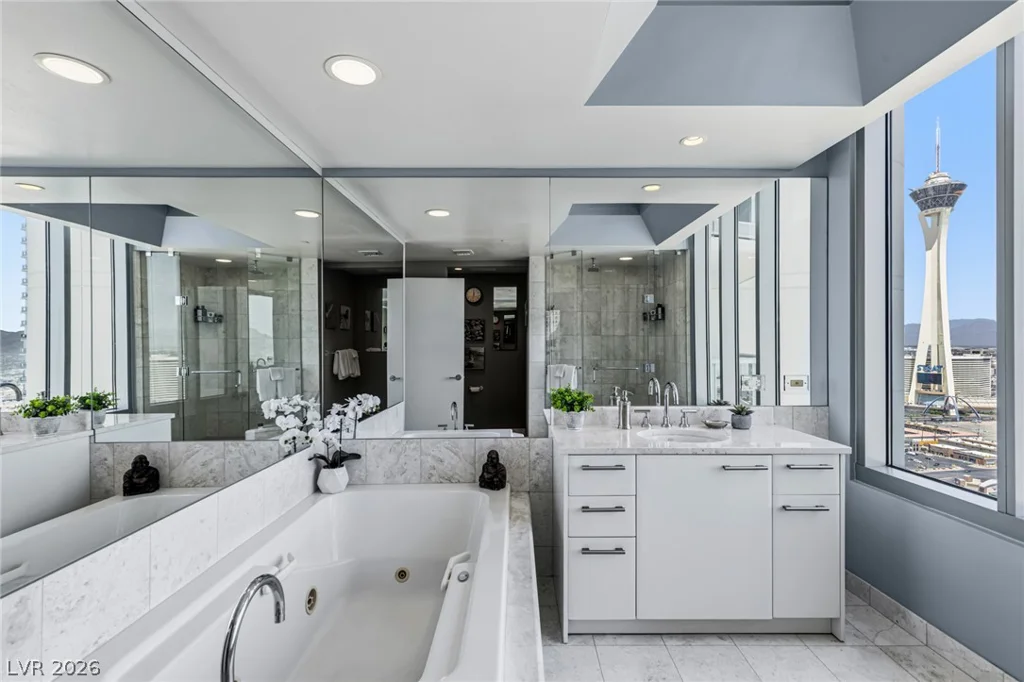 222 Karen, Las Vegas, NV 89109