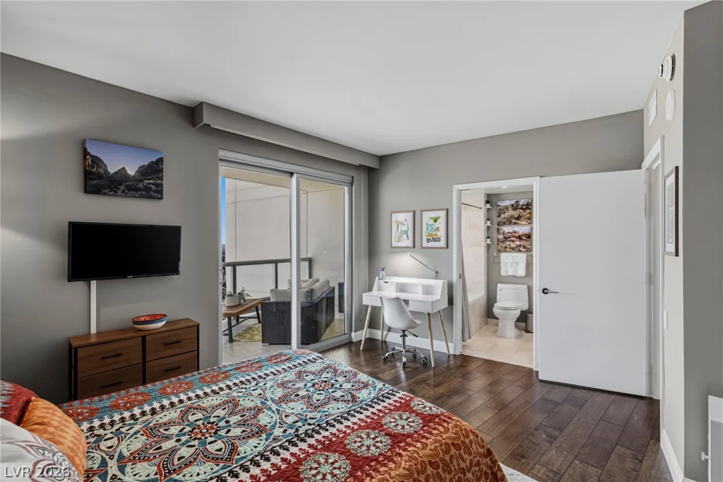 222 Karen, Las Vegas, NV 89109