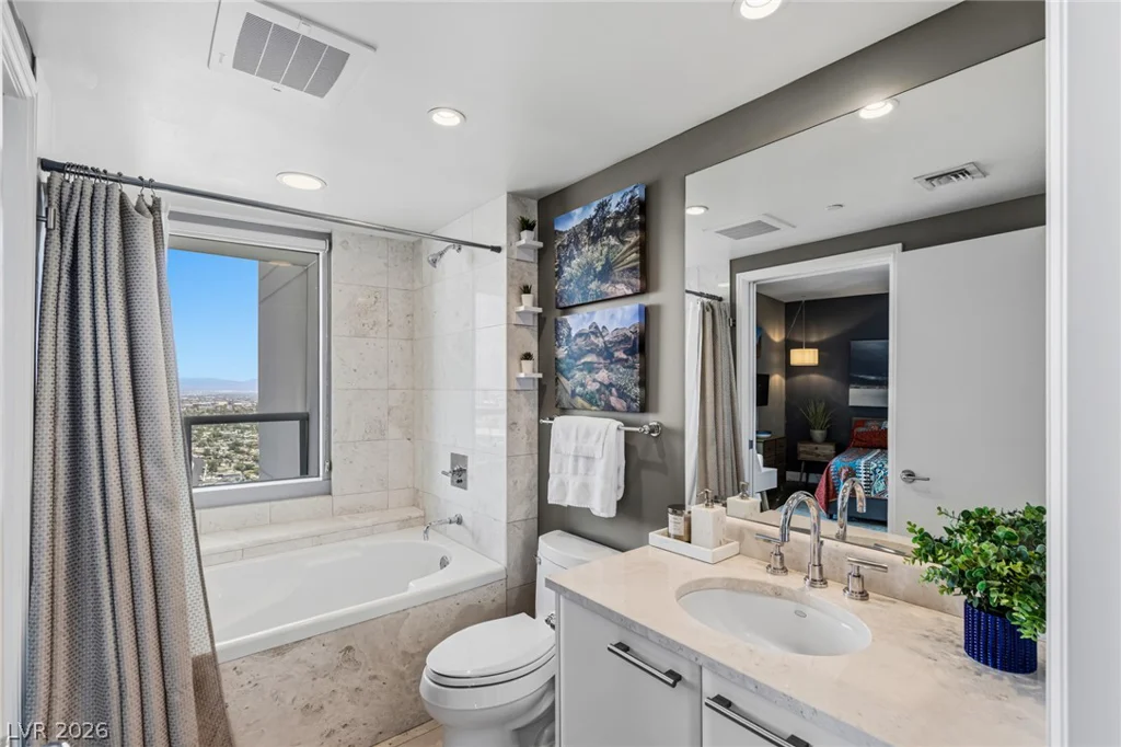 222 Karen, Las Vegas, NV 89109