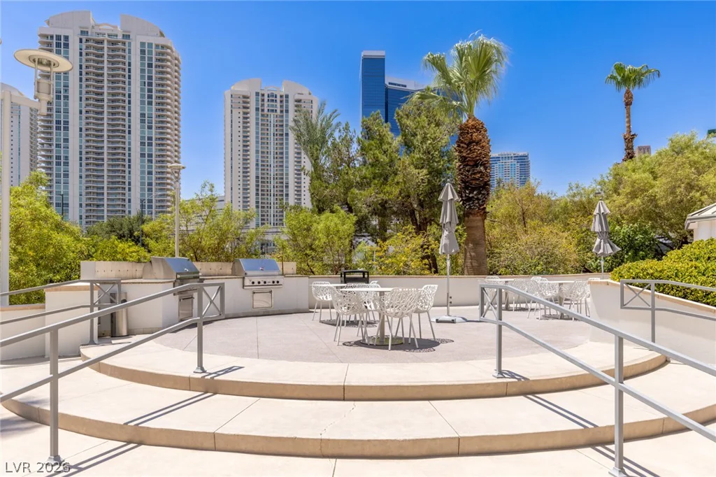 222 Karen, Las Vegas, NV 89109