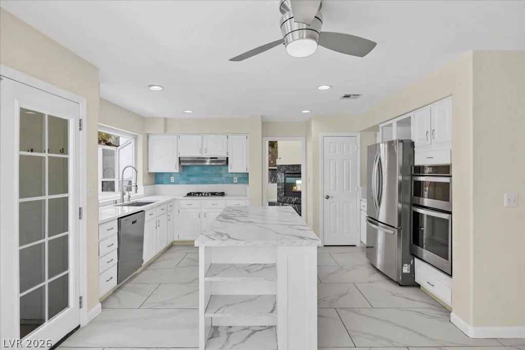 2071 Sutton, Henderson, NV 89074