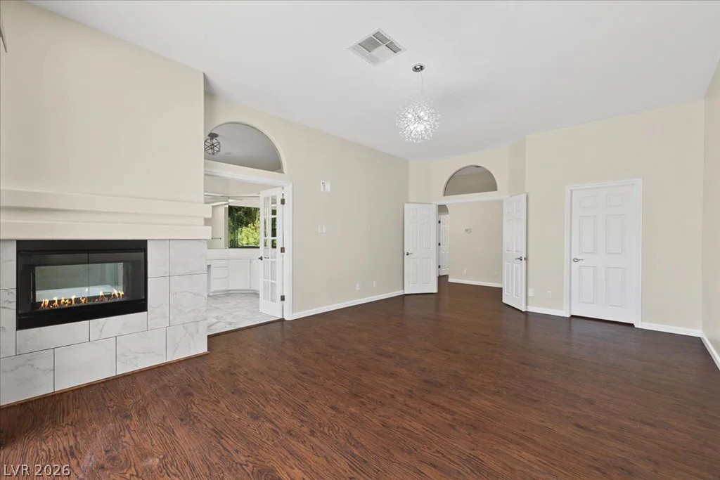 2071 Sutton, Henderson, NV 89074
