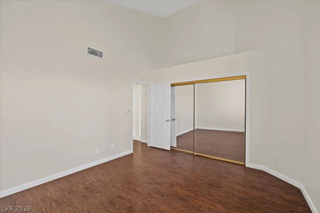 2071 Sutton, Henderson, NV 89074