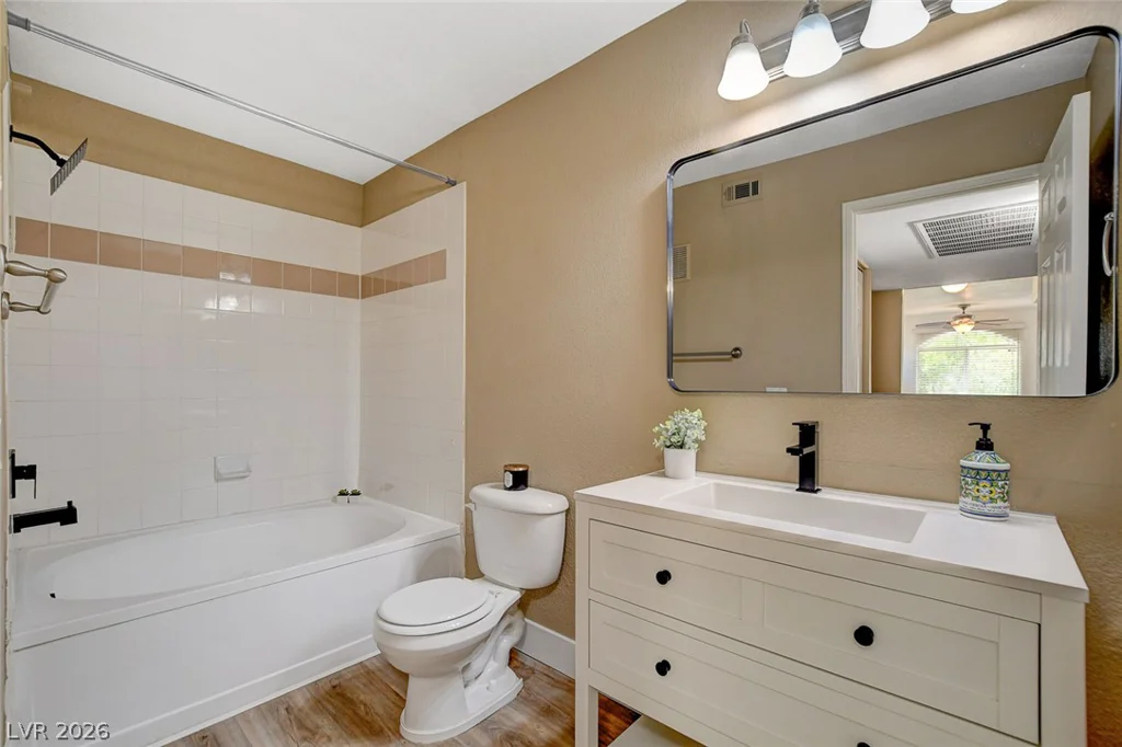 4400 Jones, Las Vegas, NV 89103