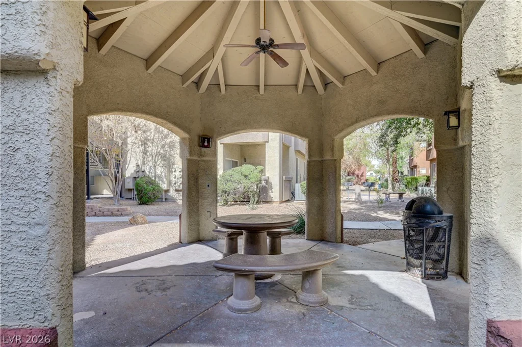 4400 Jones, Las Vegas, NV 89103