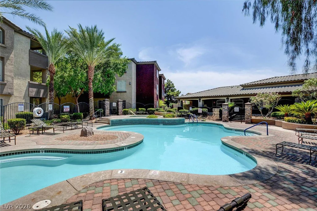 4400 Jones, Las Vegas, NV 89103