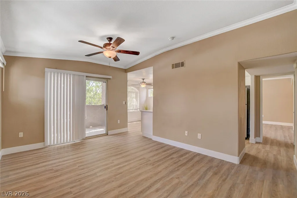 4400 Jones, Las Vegas, NV 89103