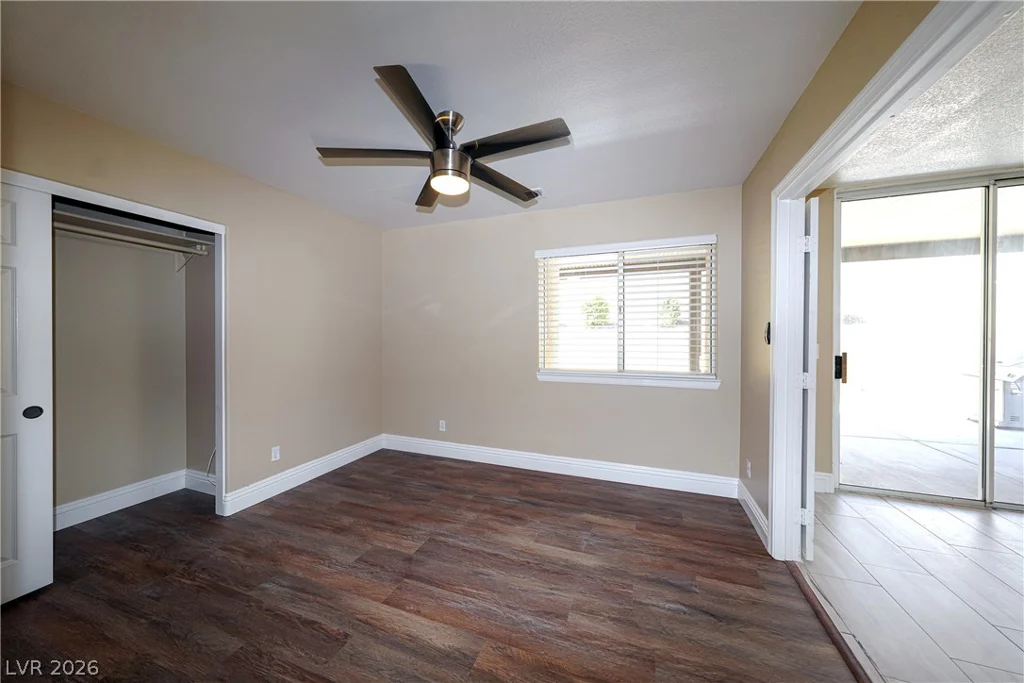 9213 Vosburgh, Las Vegas, NV 89117
