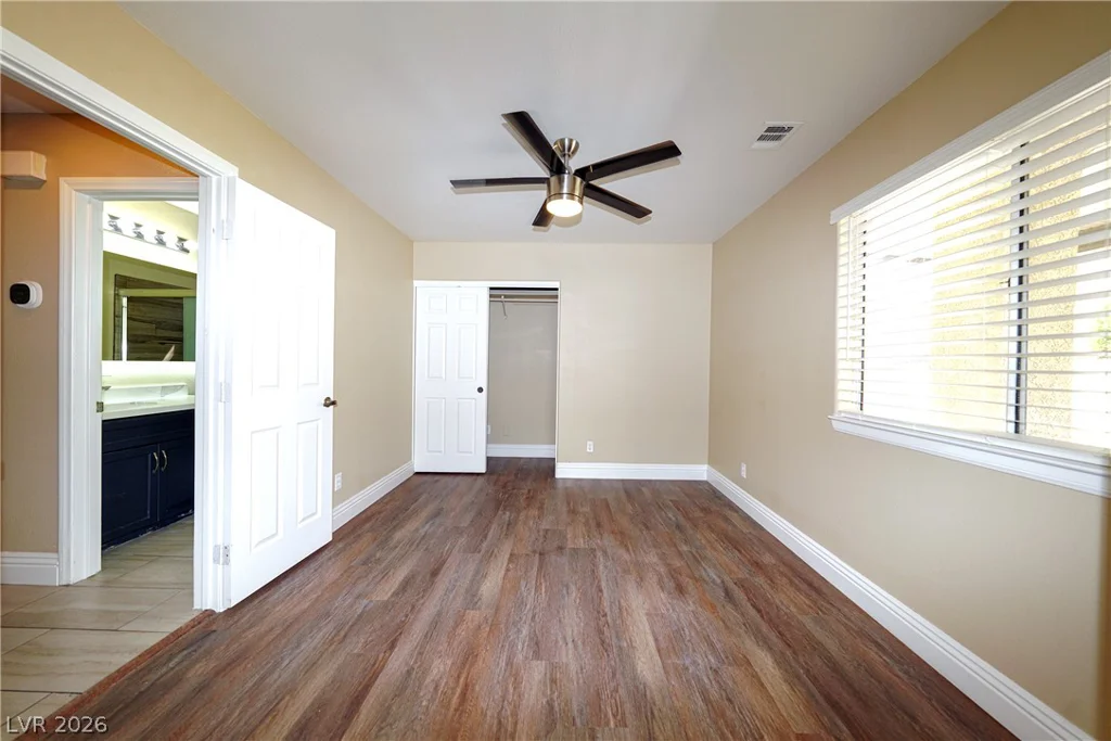 9213 Vosburgh, Las Vegas, NV 89117