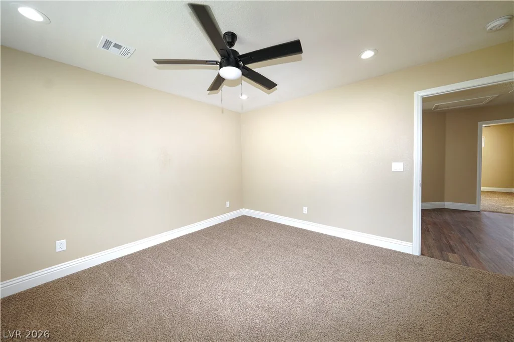 9213 Vosburgh, Las Vegas, NV 89117