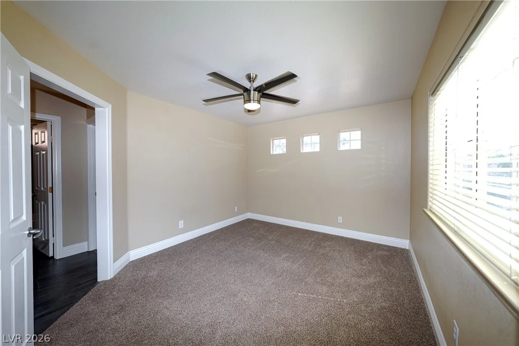 9213 Vosburgh, Las Vegas, NV 89117