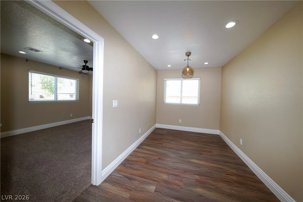 9213 Vosburgh, Las Vegas, NV 89117