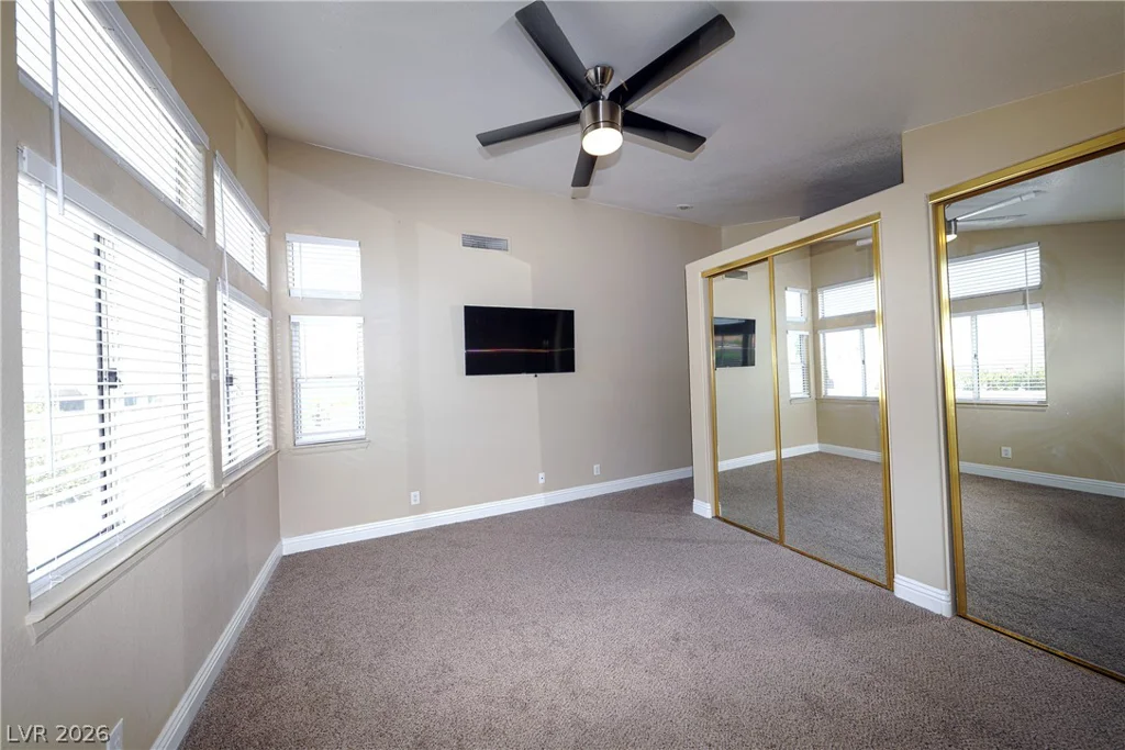 9213 Vosburgh, Las Vegas, NV 89117