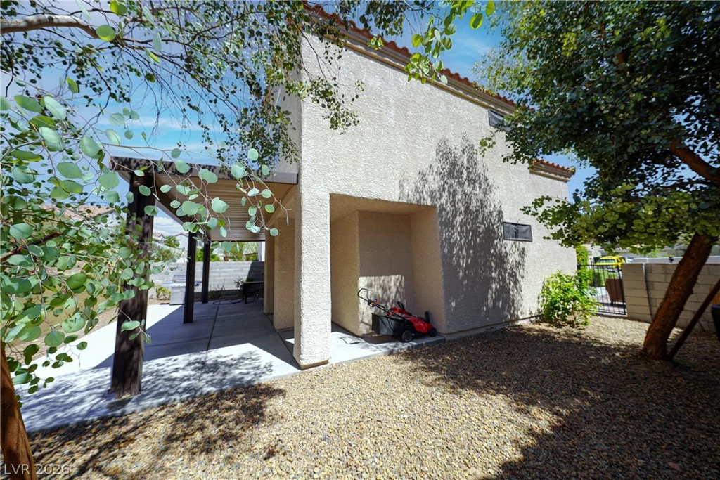 9213 Vosburgh, Las Vegas, NV 89117
