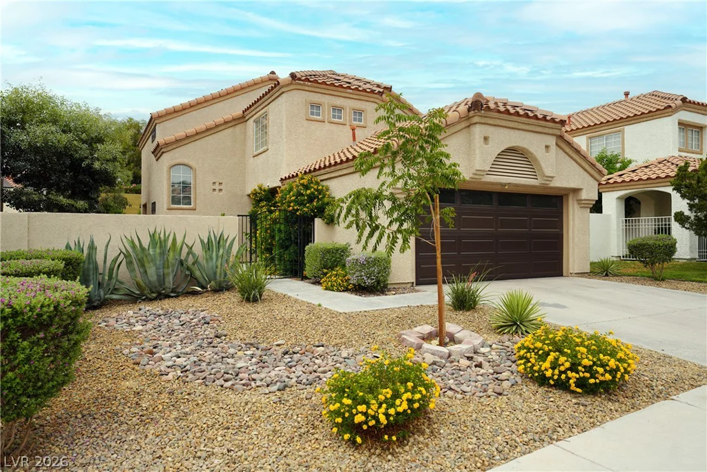 9213 Vosburgh, Las Vegas, NV 89117