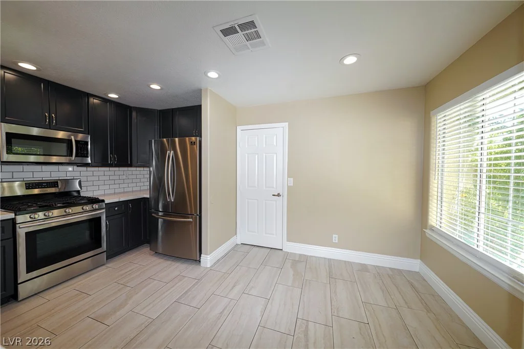 9213 Vosburgh, Las Vegas, NV 89117