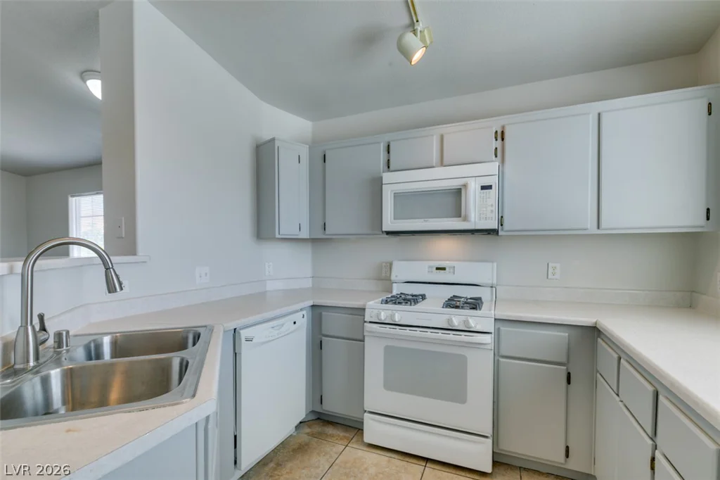 1881 W Alexander Road, North Las Vegas, NV 89032