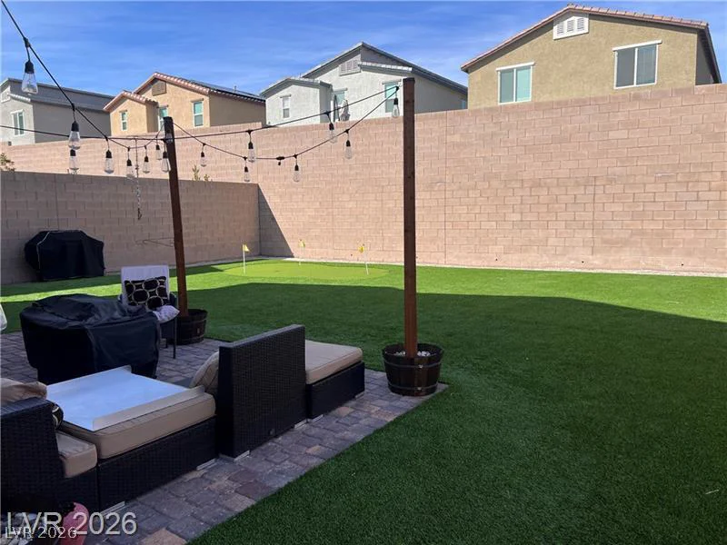 10748 Wild Poppy, Las Vegas, NV 89129