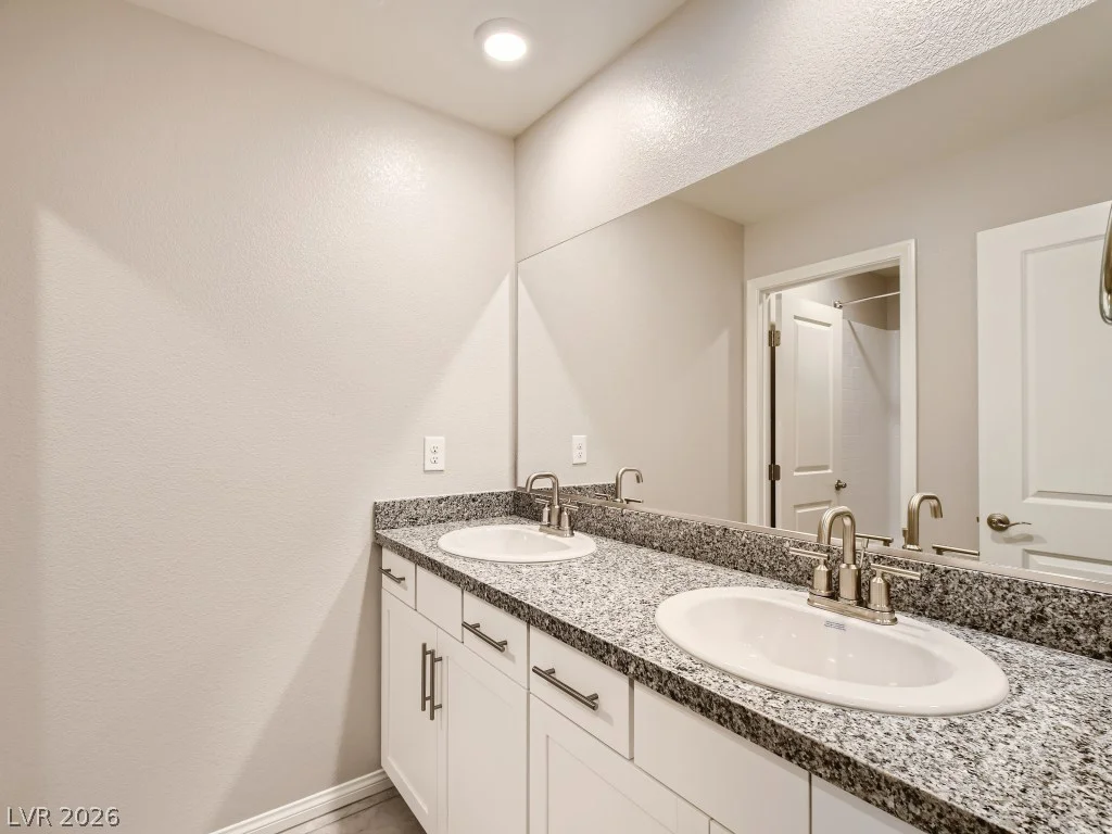 10748 Wild Poppy, Las Vegas, NV 89129