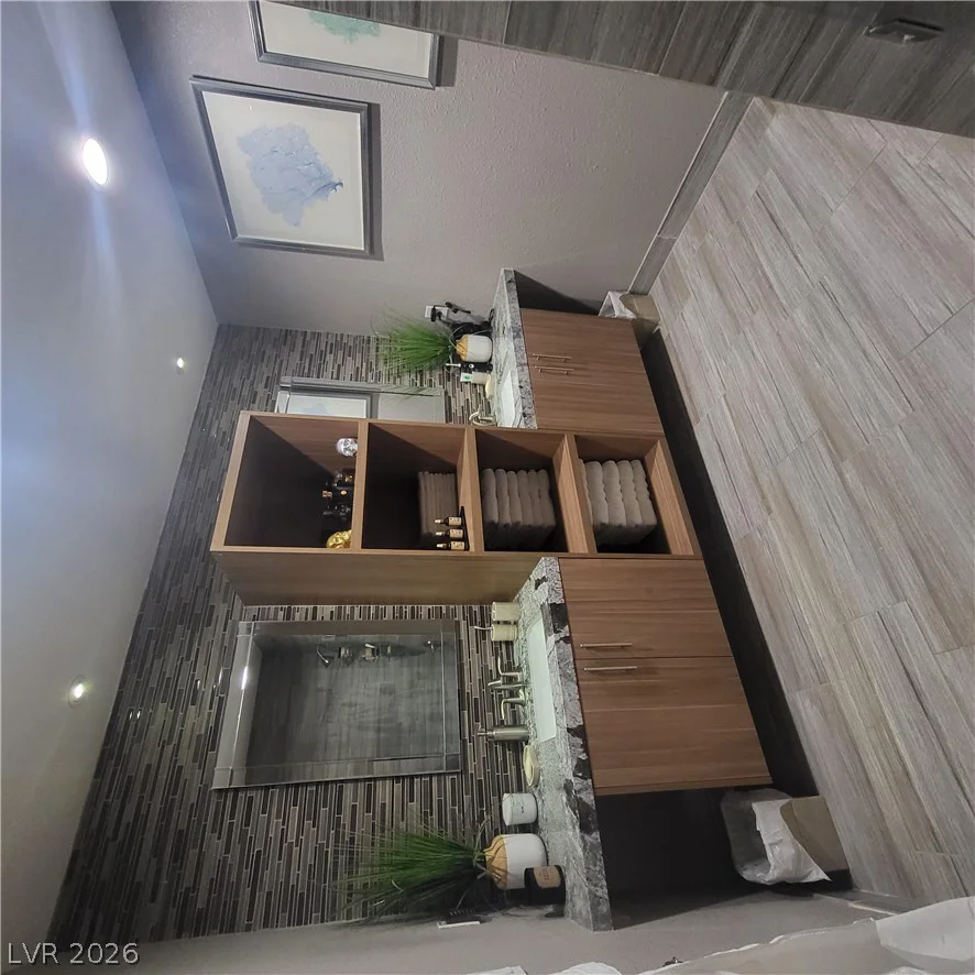 2917 Colanthe, Las Vegas, NV 89102