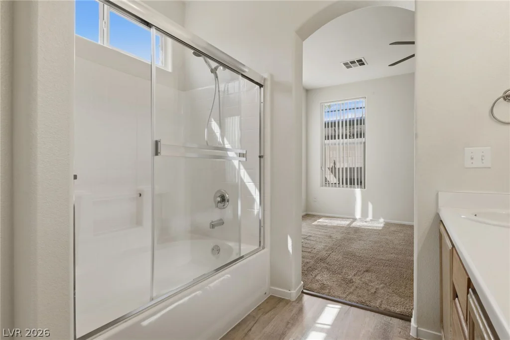 2528 Living Rock, Las Vegas, NV 89106