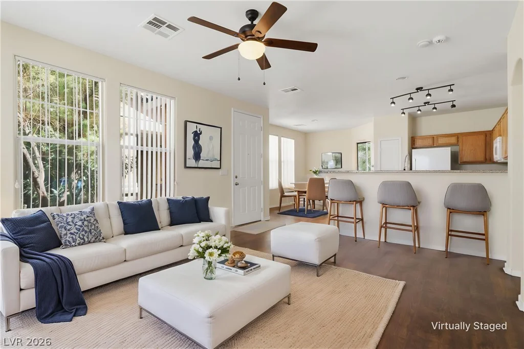 2528 Living Rock, Las Vegas, NV 89106