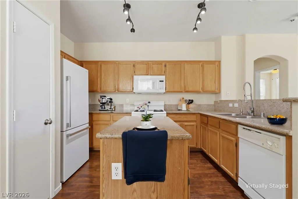 2528 Living Rock, Las Vegas, NV 89106
