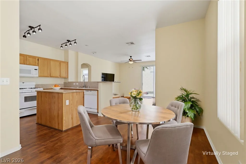 2528 Living Rock, Las Vegas, NV 89106