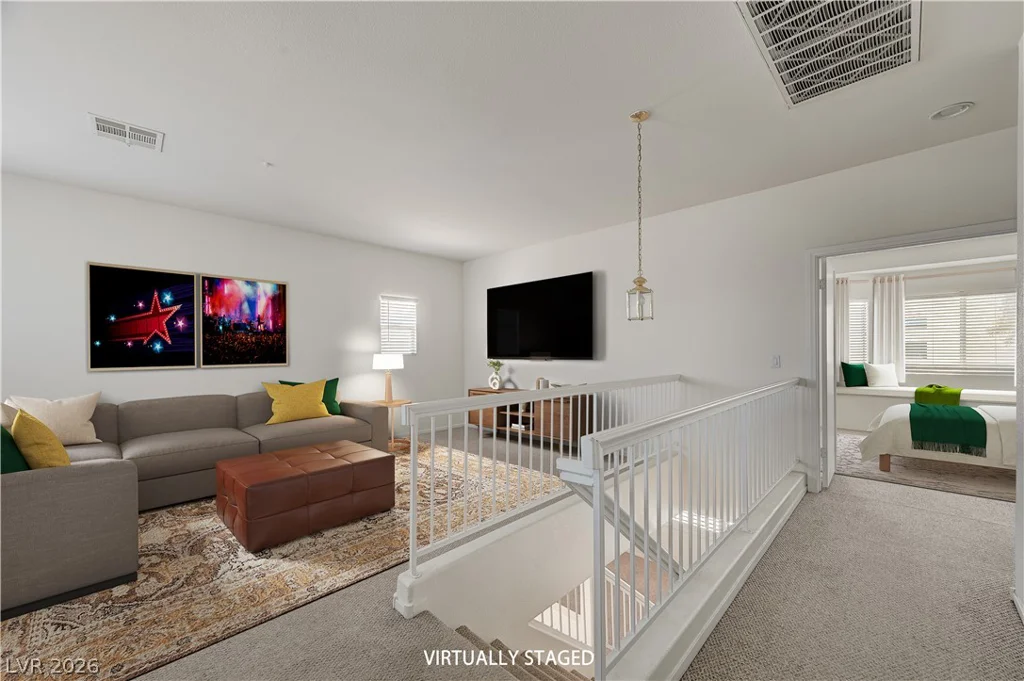 10369 Bent Willow, Las Vegas, NV 89129