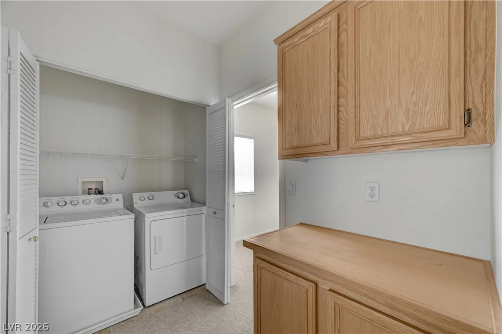10369 Bent Willow, Las Vegas, NV 89129