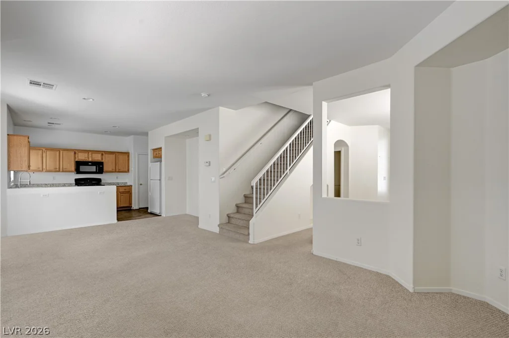 10369 Bent Willow, Las Vegas, NV 89129