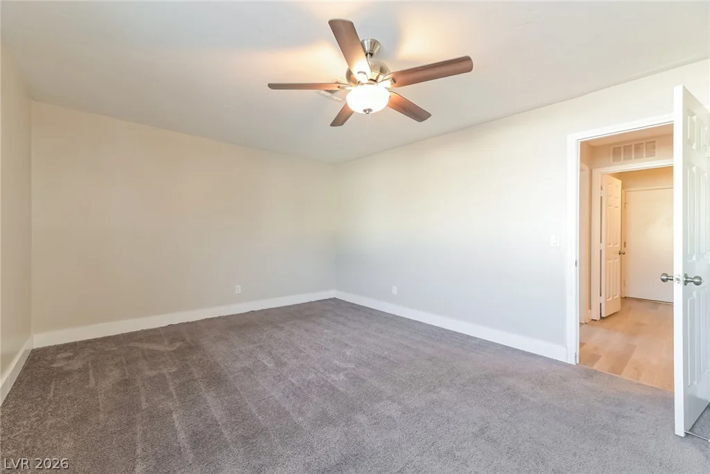 5366 Ravendale, Las Vegas, NV 89120
