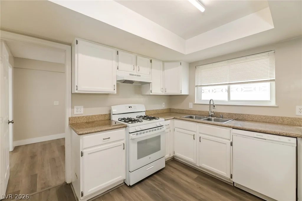 5366 Ravendale, Las Vegas, NV 89120