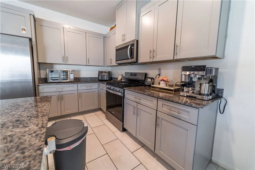 7711 Duran Harbor, North Las Vegas, NV 89084