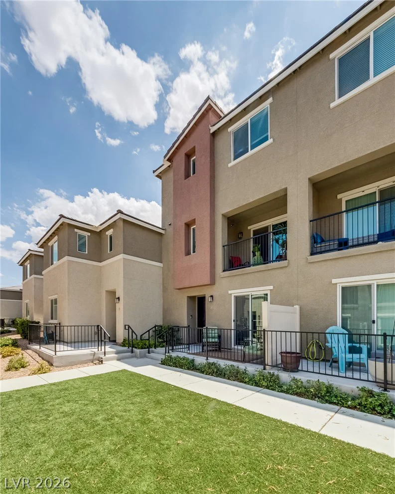 2842 Azure Breeze, Las Vegas, NV 89183