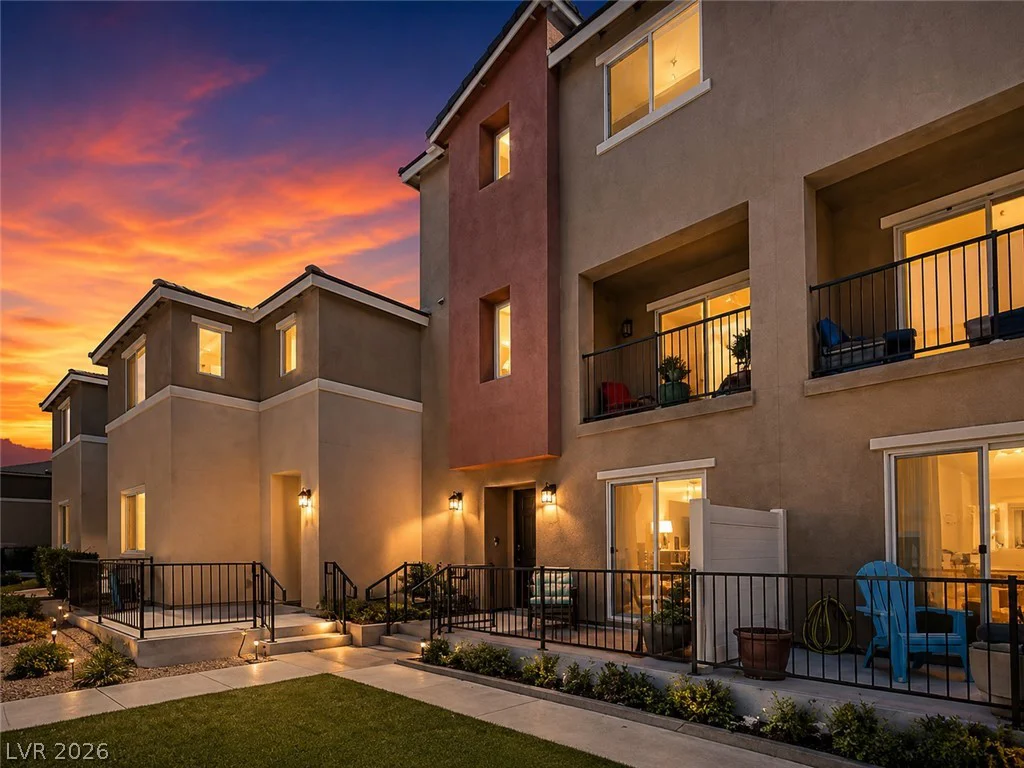 2842 Azure Breeze, Las Vegas, NV 89183