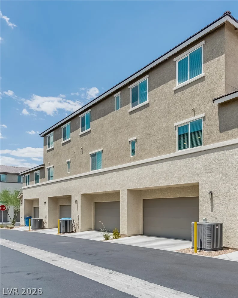 2842 Azure Breeze, Las Vegas, NV 89183