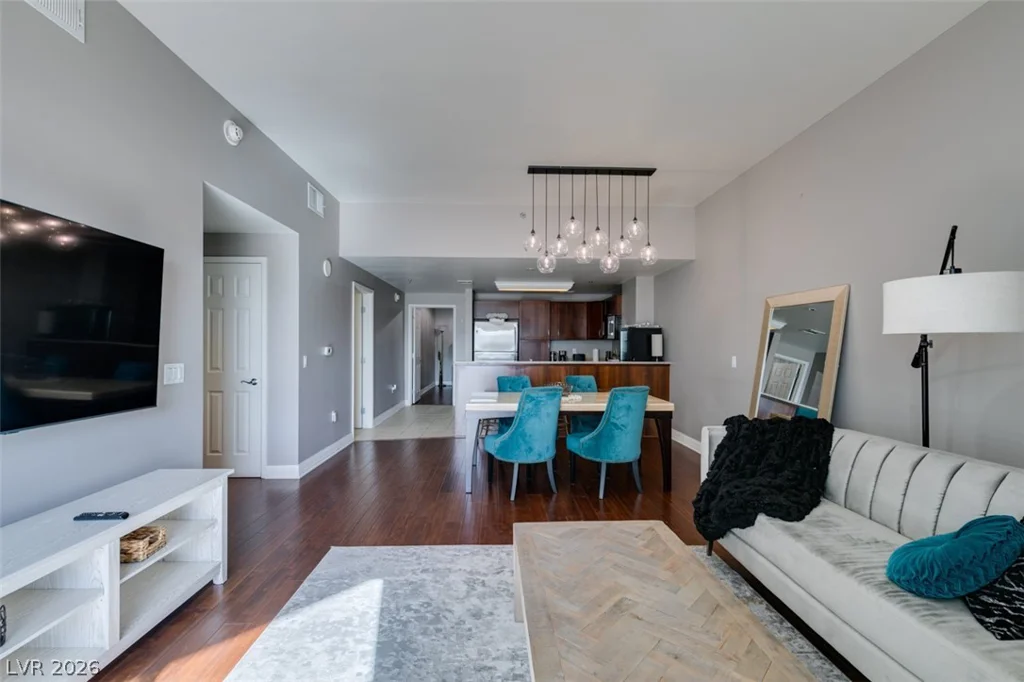 150 Las Vegas, Las Vegas, NV 89101